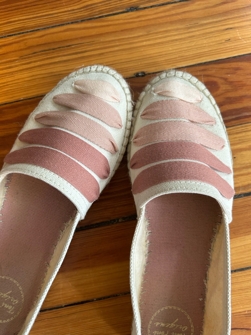 Toni Pons Pink and Cream Slip-On Espadrilles, Size 38 US 6.5 Worn 2x - Picture 2 of 8